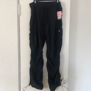 Light weight ruched jogger